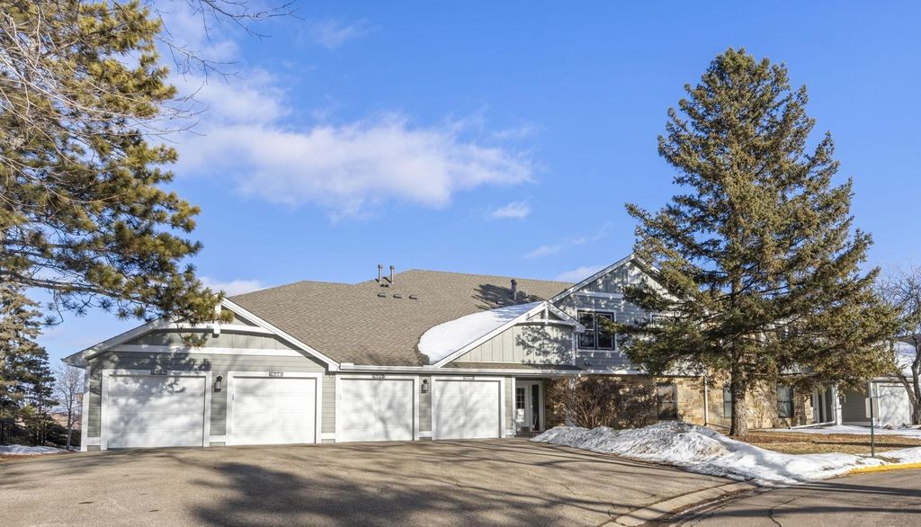 6967 Langford Court, Edina, MN 55436