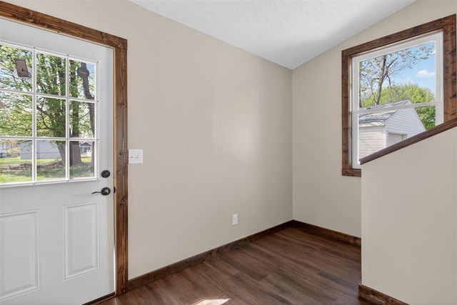 323 Grand Street, Michigan Center, MI 49254