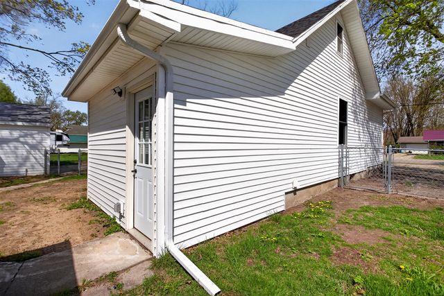 323 Grand Street, Michigan Center, MI 49254