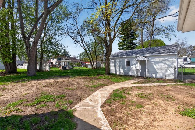 323 Grand Street, Michigan Center, MI 49254