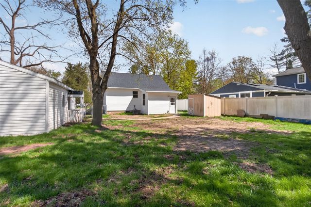 323 Grand Street, Michigan Center, MI 49254