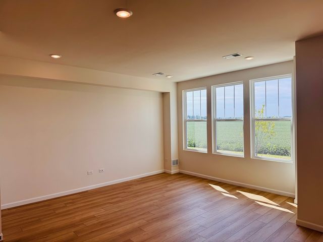 2177 Ryegrass Lane 70002, Bolingbrook, IL 60490