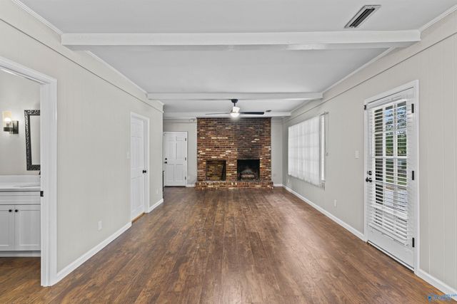 2404 Burningtree Drive SE, Decatur, AL 35603