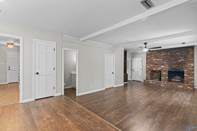 2404 Burningtree Drive SE, Decatur, AL 35603