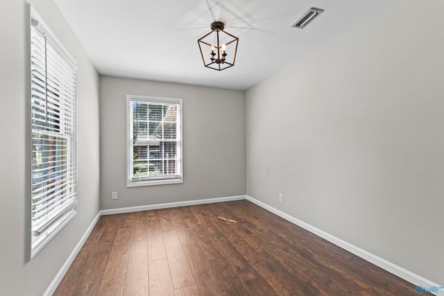 2404 Burningtree Drive SE, Decatur, AL 35603