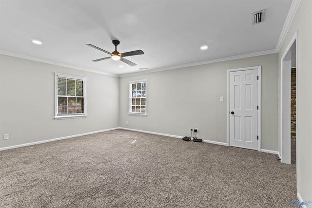 2404 Burningtree Drive SE, Decatur, AL 35603