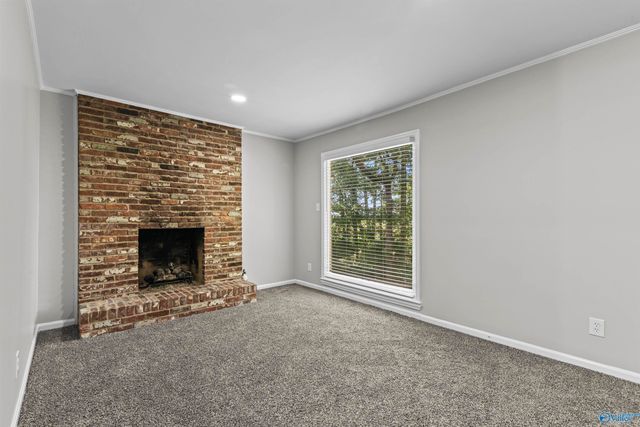 2404 Burningtree Drive SE, Decatur, AL 35603