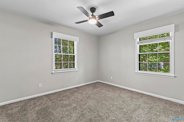 2404 Burningtree Drive SE, Decatur, AL 35603