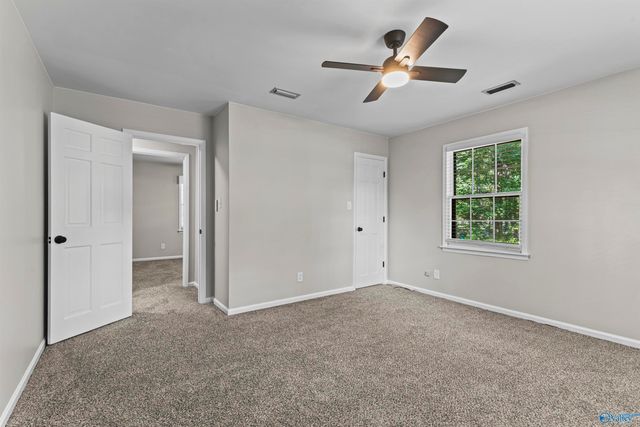 2404 Burningtree Drive SE, Decatur, AL 35603