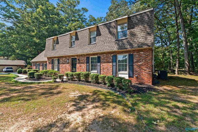 2404 Burningtree Drive SE, Decatur, AL 35603