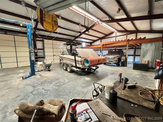 22231 E 843 Road, Park Hill, OK 74451