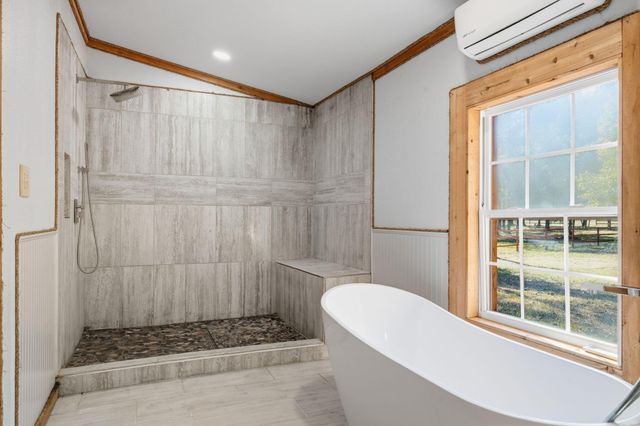 2020 White Buck Court, Cleveland, TX 77328