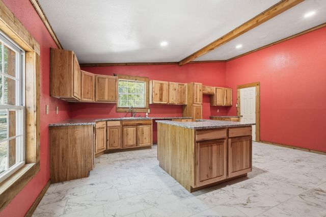 2020 White Buck Court, Cleveland, TX 77328