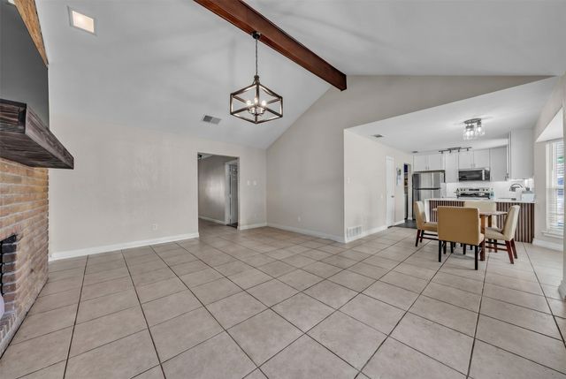 6801 Penhurst Drive, Fort Worth, TX 76133