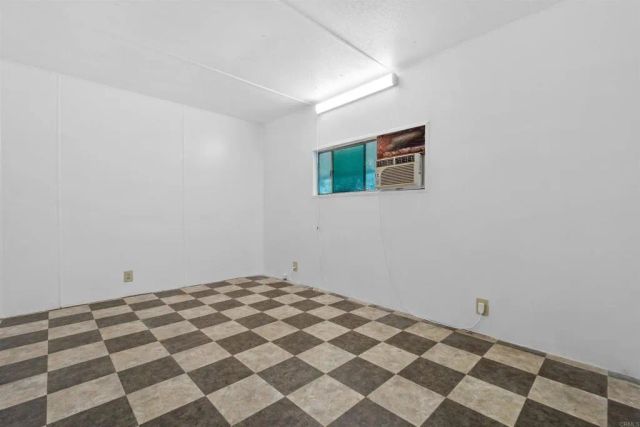 12044 Royal 93, El Cajon, CA 92021