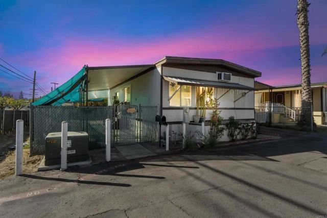 12044 Royal 93, El Cajon, CA 92021