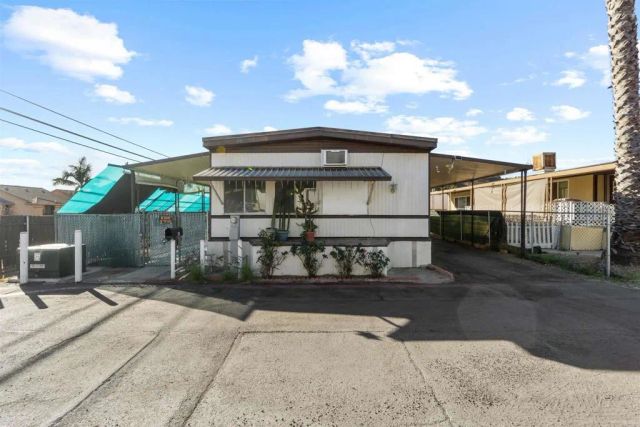 12044 Royal 93, El Cajon, CA 92021