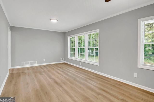 431 Pineridge Road, Forest Park, GA 30297