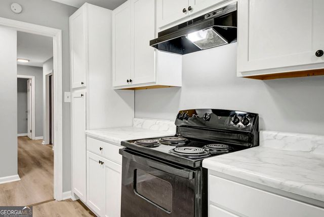 431 Pineridge Road, Forest Park, GA 30297