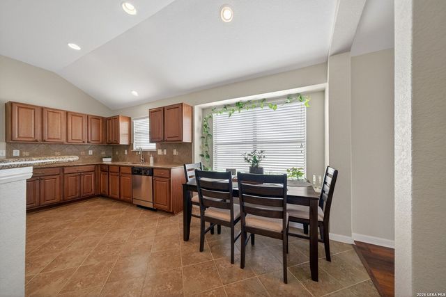 7927 Hatchmere, Converse, TX 78109