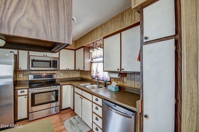 7452 E BAYWOOD Avenue, Mesa, AZ 85208