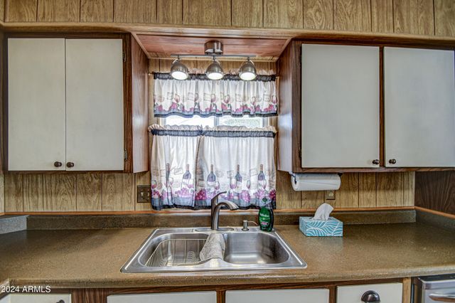 7452 E BAYWOOD Avenue, Mesa, AZ 85208