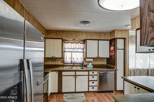 7452 E BAYWOOD Avenue, Mesa, AZ 85208