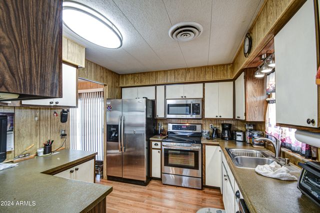 7452 E BAYWOOD Avenue, Mesa, AZ 85208