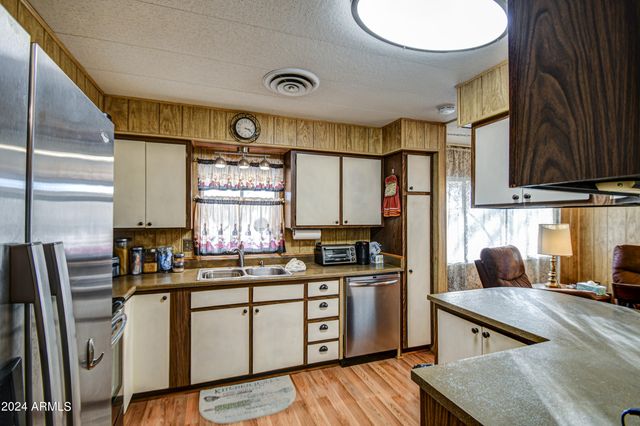 7452 E BAYWOOD Avenue, Mesa, AZ 85208