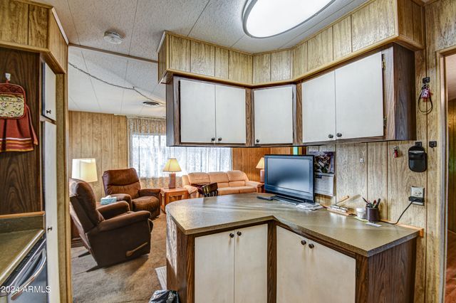 7452 E BAYWOOD Avenue, Mesa, AZ 85208