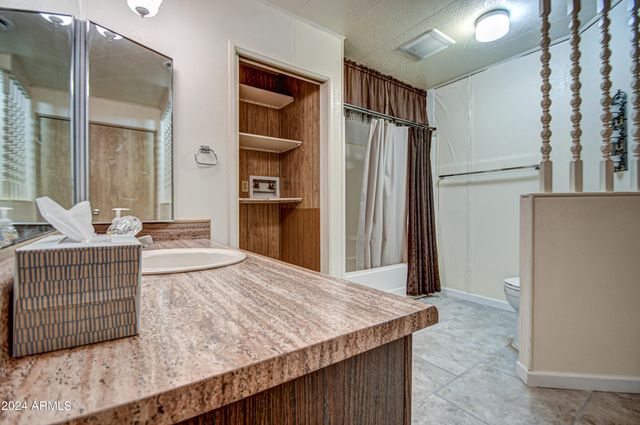 7452 E BAYWOOD Avenue, Mesa, AZ 85208