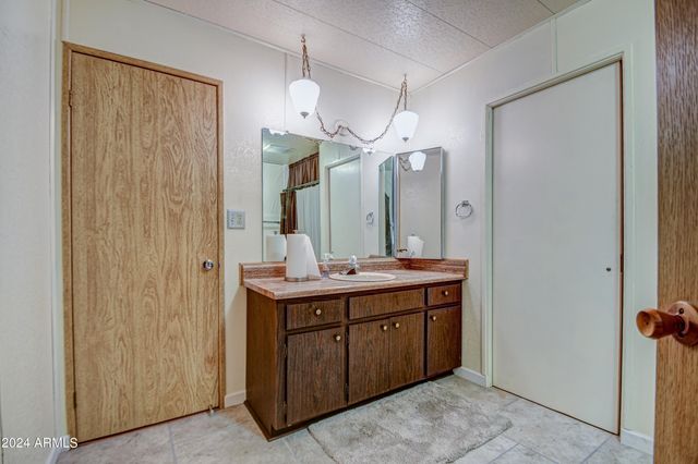 7452 E BAYWOOD Avenue, Mesa, AZ 85208