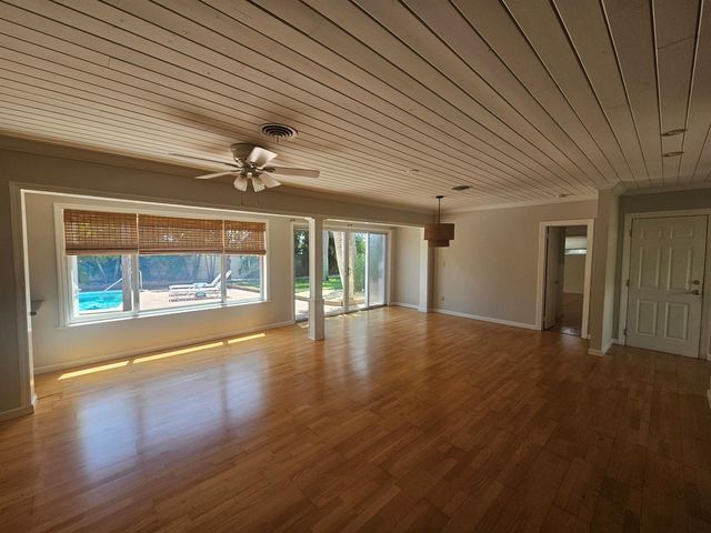 1906 S Ocean Drive, Fort Pierce, FL 34949