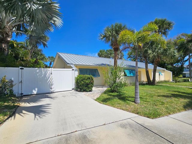 1906 S Ocean Drive, Fort Pierce, FL 34949