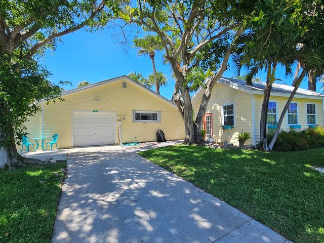 1906 S Ocean Drive, Fort Pierce, FL 34949