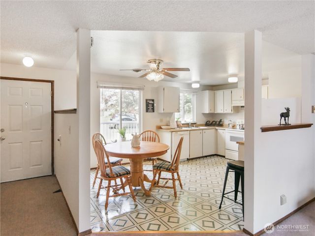 13301 45th Avenue NE, Marysville, WA 98271