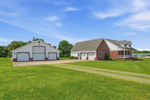325 Cottage Creek Lane, Bee Branch, AR 72013
