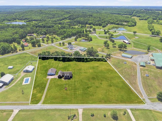 325 Cottage Creek Lane, Bee Branch, AR 72013