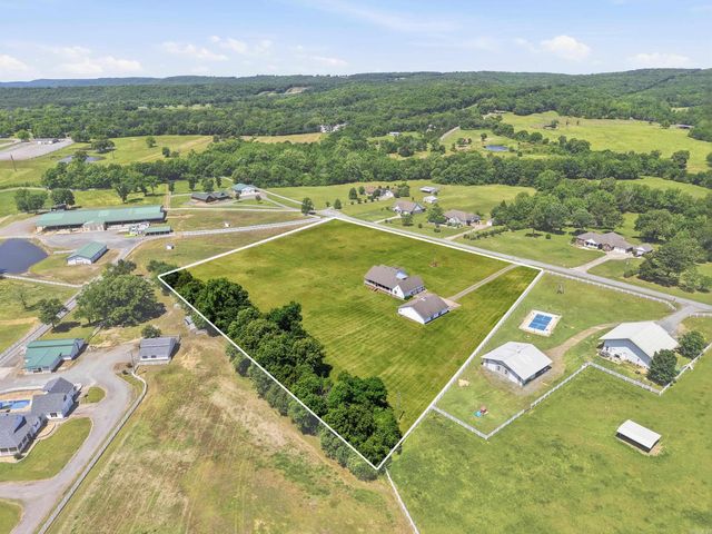 325 Cottage Creek Lane, Bee Branch, AR 72013