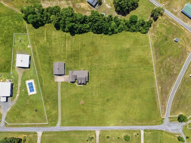 325 Cottage Creek Lane, Bee Branch, AR 72013