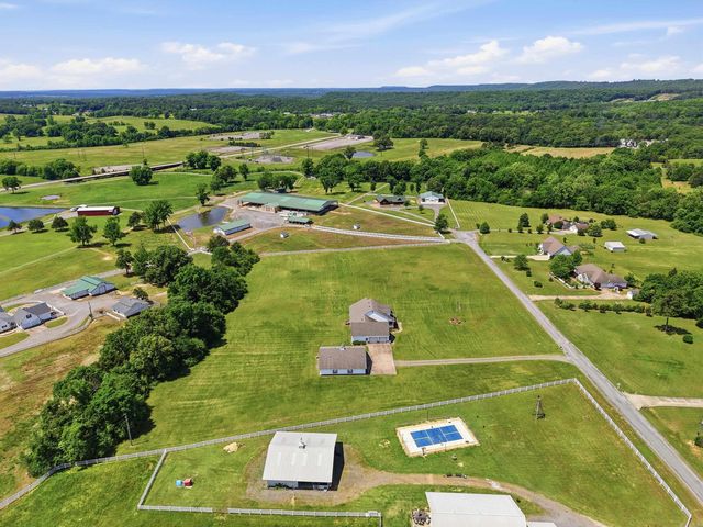 325 Cottage Creek Lane, Bee Branch, AR 72013