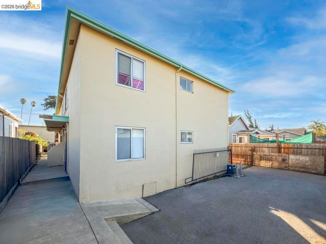 143 19th, Richmond, CA 94801