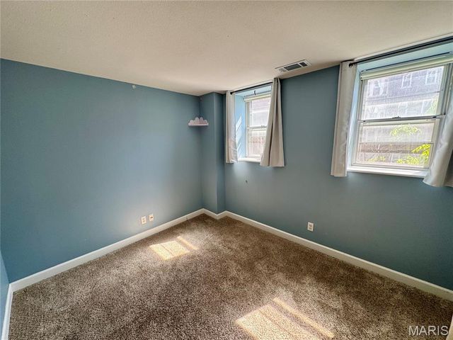 5330 Pershing Avenue 304, St Louis, MO 63112