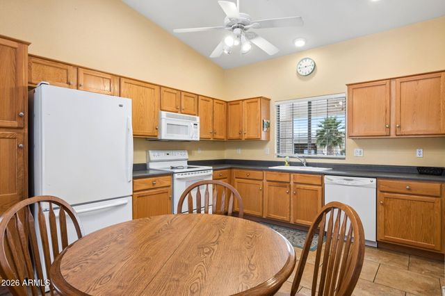 2101 S MERIDIAN Road 314, Apache Junction, AZ 85120