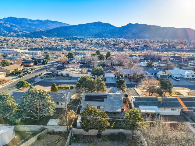 841 Marie Park Drive NE, Albuquerque, NM 87123