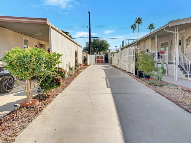 73549 Algonquin Place, Thousand Palms, CA 92276