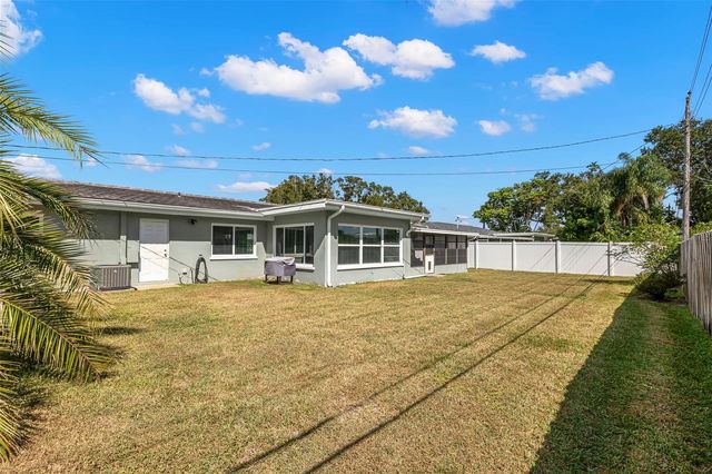 2196 INDIAN AVENUE S, Belleair Bluffs, FL 33770