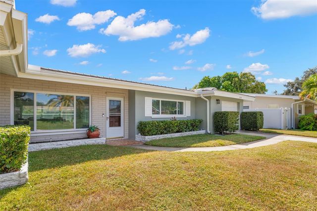 2196 INDIAN AVENUE S, Belleair Bluffs, FL 33770
