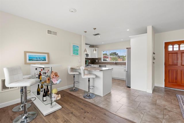 2196 INDIAN AVENUE S, Belleair Bluffs, FL 33770