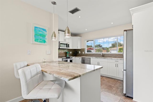 2196 INDIAN AVENUE S, Belleair Bluffs, FL 33770